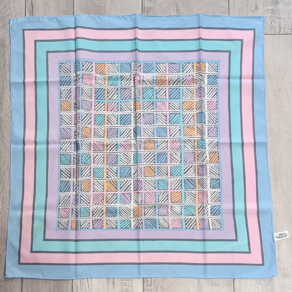 Vintage 1984 Totes Blue and Pink Water Repellent Rain Scarf